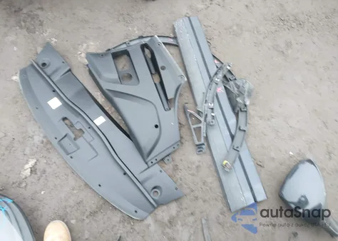 2017 Porsche Cayenne S z USA, uszkodzony, nr VIN WP1AB2A22HLA51650